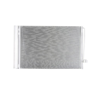 Un bon prix. Condensateur de climatisation pour BMW 520i 523i 525i 64502282939 64508379885 en ligne