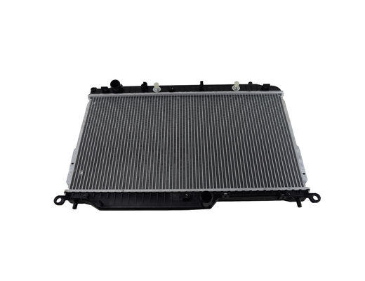 Un bon prix. Radiateur de voiture Chevrolet Epica 1.8 avec noyau en aluminium et réservoir d'eau en plastique 9017683 en ligne