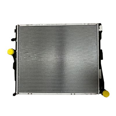 Un bon prix. 17113415693 Pièces automobiles Système de refroidissement automobile Moteur refroidisseur de liquide de refroidissement pour BMW X3 E83 03-11 en ligne
