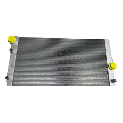 Un bon prix. BMW F10 F11 F01 F02 F07 Système de refroidissement de pièces automobiles Radiateur en aluminium et réservoir d'eau en plastique en ligne