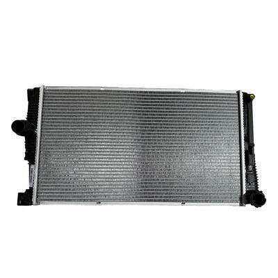 Un bon prix. Système de refroidissement des pièces automobiles pour le radiateur en aluminium de la BMW F10 de la série 5 520i 17118658301 en ligne