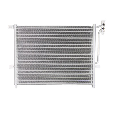 Un bon prix. 323 Ci 1999-2006 Système de refroidissement de pièces automobiles Condensateur de climatisation automobile pour BMW E46 en ligne