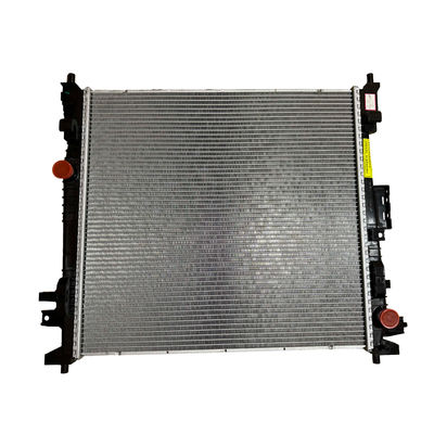 Un bon prix. Radiateur en aluminium et réservoir d'eau en plastique pour le système de refroidissement de voiture Cadillac XT5 17-19 AT en ligne