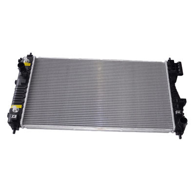Un bon prix. Cadillac XTS 2.0 3.6 Système de refroidissement des pièces automobiles Radiateur en aluminium Réservoir d'eau 23104892 en ligne
