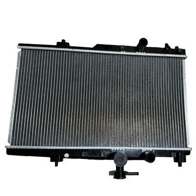 Un bon prix. Système de refroidissement pour le réservoir d'eau du radiateur en aluminium TOYOTA VIOS MT 1640002420 1640014070 en ligne