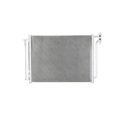 Un bon prix. BMW X5 E53 64538381543 Condensateur de climatisation pour voiture pour système de refroidissement de pièces automobiles en ligne