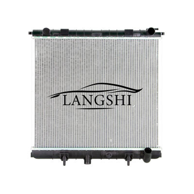 Un bon prix. 1994-2002 Année Land Rover Range Rover II P38A Pièces détachées automobiles Radiateur en aluminium AU2173 en ligne